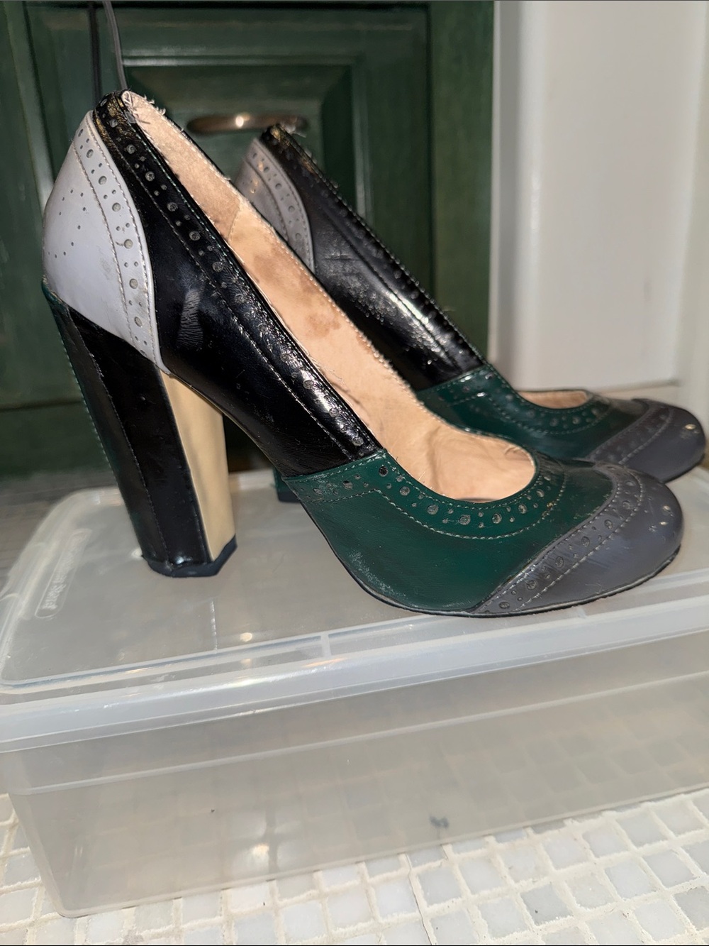 Two Lips Green and Black Colorblock Brogue Block Heel Pumps